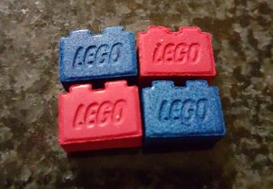 MDMA-team lego brick 2 notch_crop